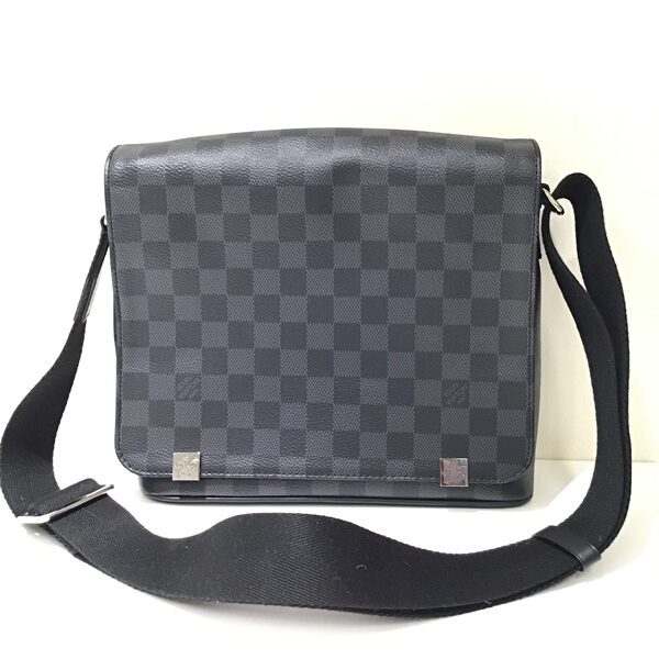 LV ダミエグラフィット ディストリクトPM NM